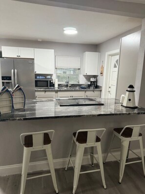 Maison, 2 chambres, patio, vue cour intérieure | Cuisine privée