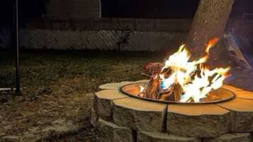 House, 2 Bedrooms, Patio, Courtyard View | Terrace/patio