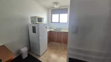 Fridge, microwave, stovetop, toaster