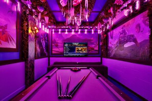 Spielezimmer