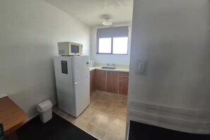 Fridge, microwave, stovetop, toaster