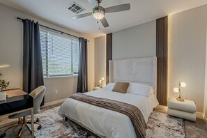 2 Schlafzimmer, Bügeleisen/Bügelbrett, WLAN, Bettwäsche