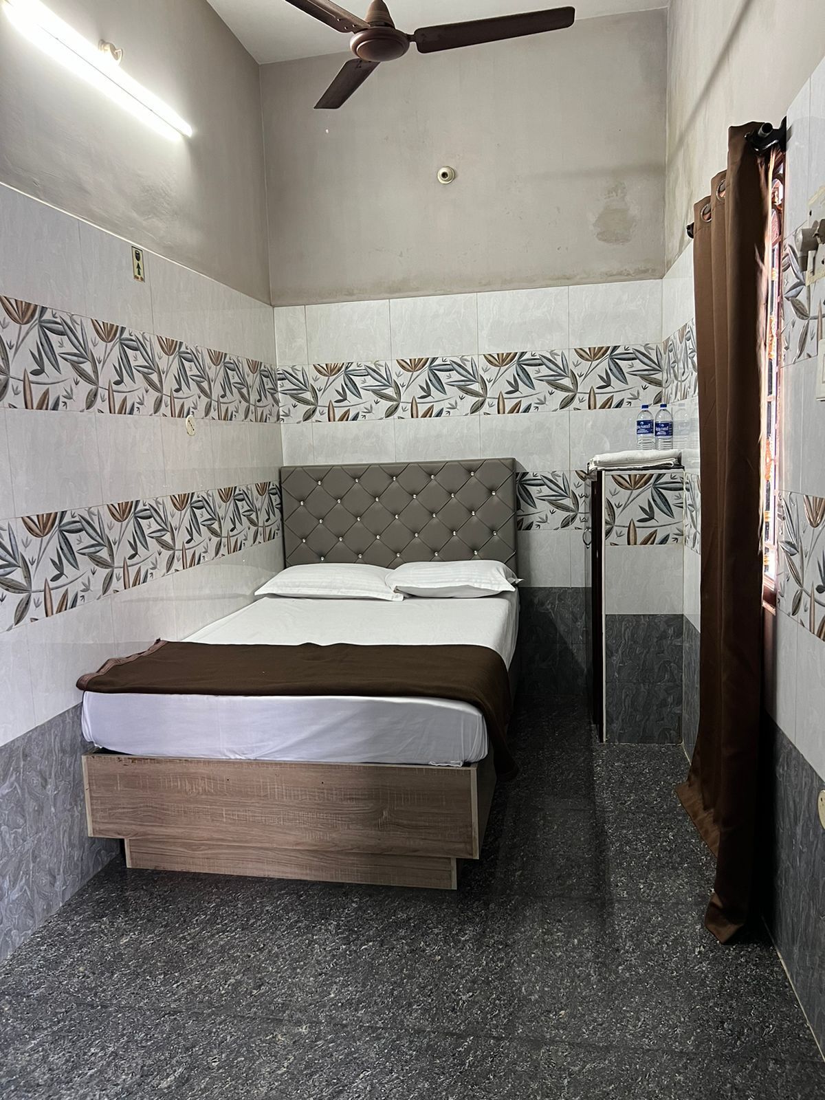 Economy Double Room | Free WiFi