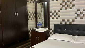 Economy Double Room | Free WiFi
