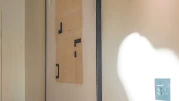 In-room safe, desk, iron/ironing board, free WiFi