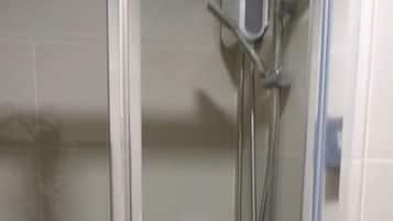 Bathroom | Shower, towels