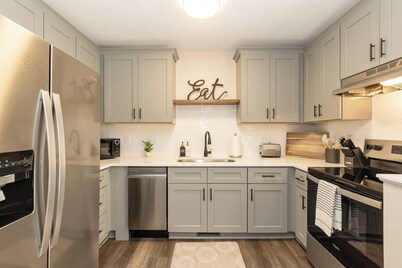 Decked Out: mins to Lenovo Center, Carter-Finley Stadium, State Fair and more!