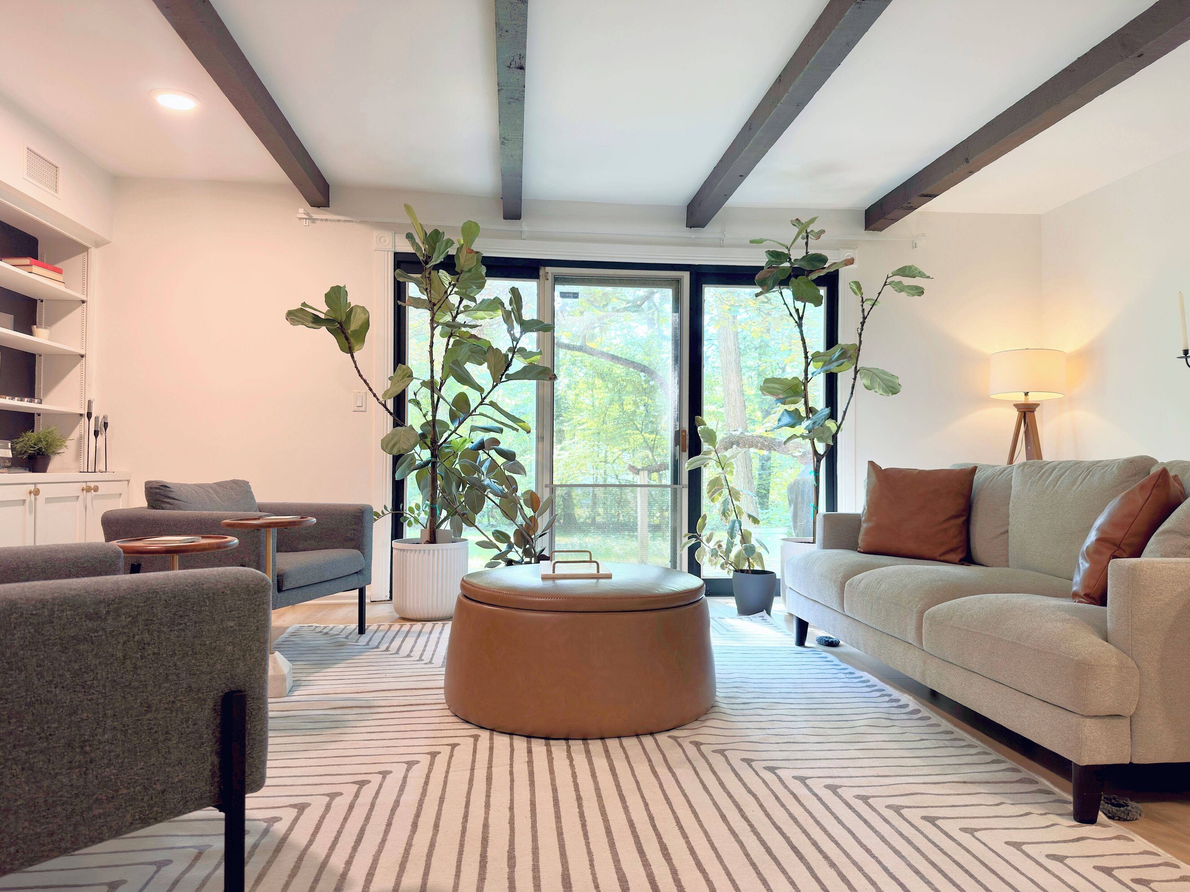 Televisie en een open haard