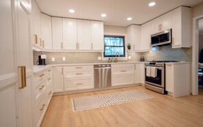 Microwave, oven, stovetop, dishwasher