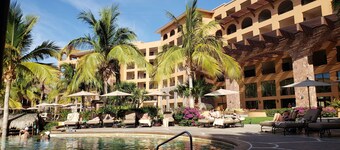 Golfer's paradise! 1-bedroom condo at the family-friendly, Villa Del Palmar,