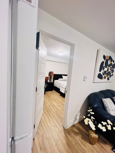 New and Modern Suite in Bristol Riverview