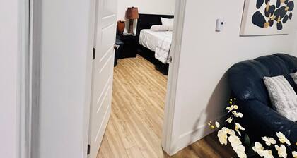 New and Modern Suite in Bristol Riverview