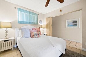 1 bedroom, iron/ironing board, Internet, bed sheets