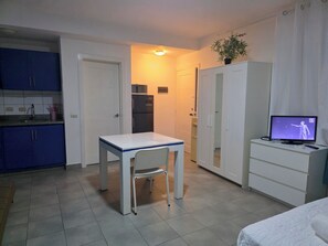 Familienstudio, Balkon | Eigene Küche