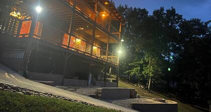 Lakefront covered dock sleeps 12