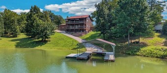 Lakefront covered dock sleeps 12
