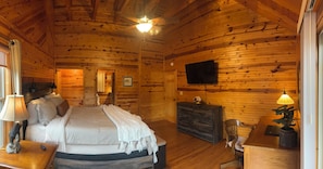 3 bedrooms, desk, iron/ironing board, WiFi
