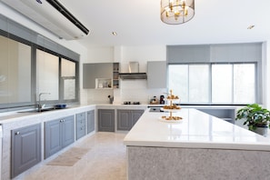 Villa | Private kitchen - Villa with Jacuzzi &Stunning Seaview V30 (Wichit)