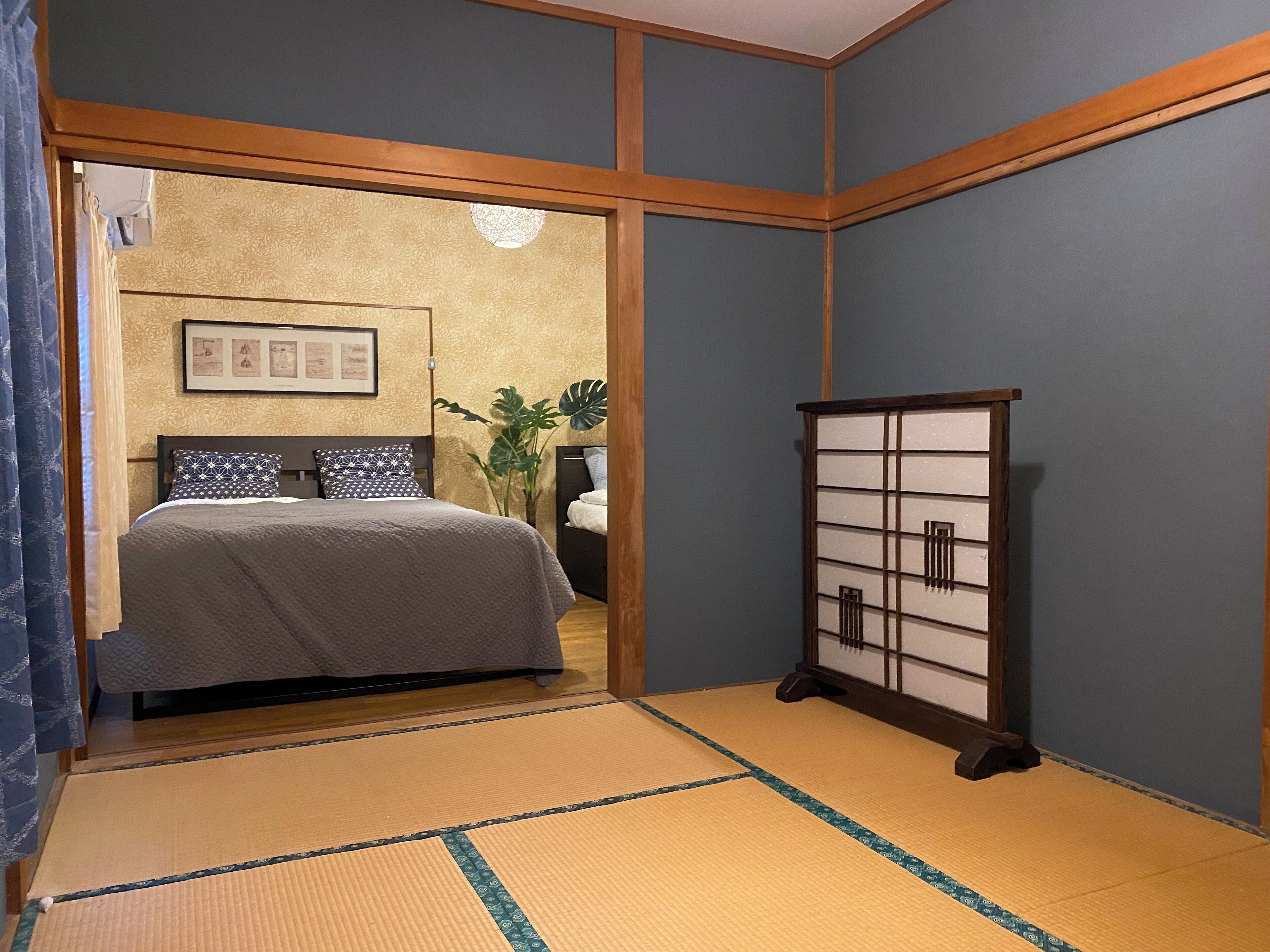 4 bedrooms, in-room safe, iron/ironing board, free WiFi