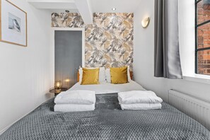 3 bedrooms, WiFi, bed sheets