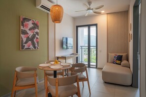 プレミアム スイート 2 ベッドルーム シティビュー | デスク、アイロン / アイロン台、WiFi (無料)、ベッドシーツ