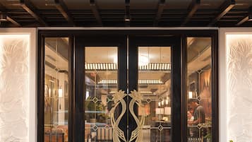 واجهة المنشأة