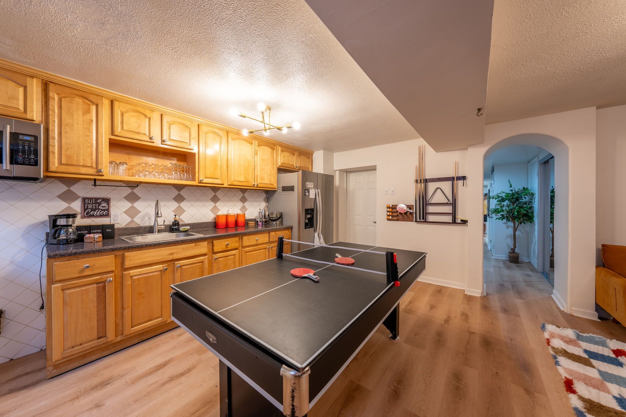 冰箱、微波炉、烤箱、炉灶