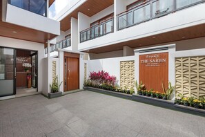 Front of property - The Saren Co Living By SooBali  (Kerobokan)