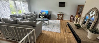  Home Away from Home – 3BR Retreat with  Amenities