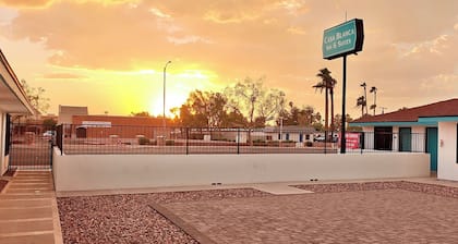 Casa Blanca Inn and Suites