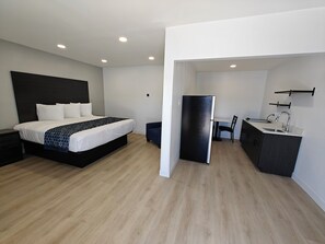 Apartment Studios | 書桌、遮光窗簾/窗簾、熨斗/熨衫板、免費 Wi-Fi