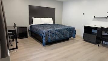 Standard King Kitchenette