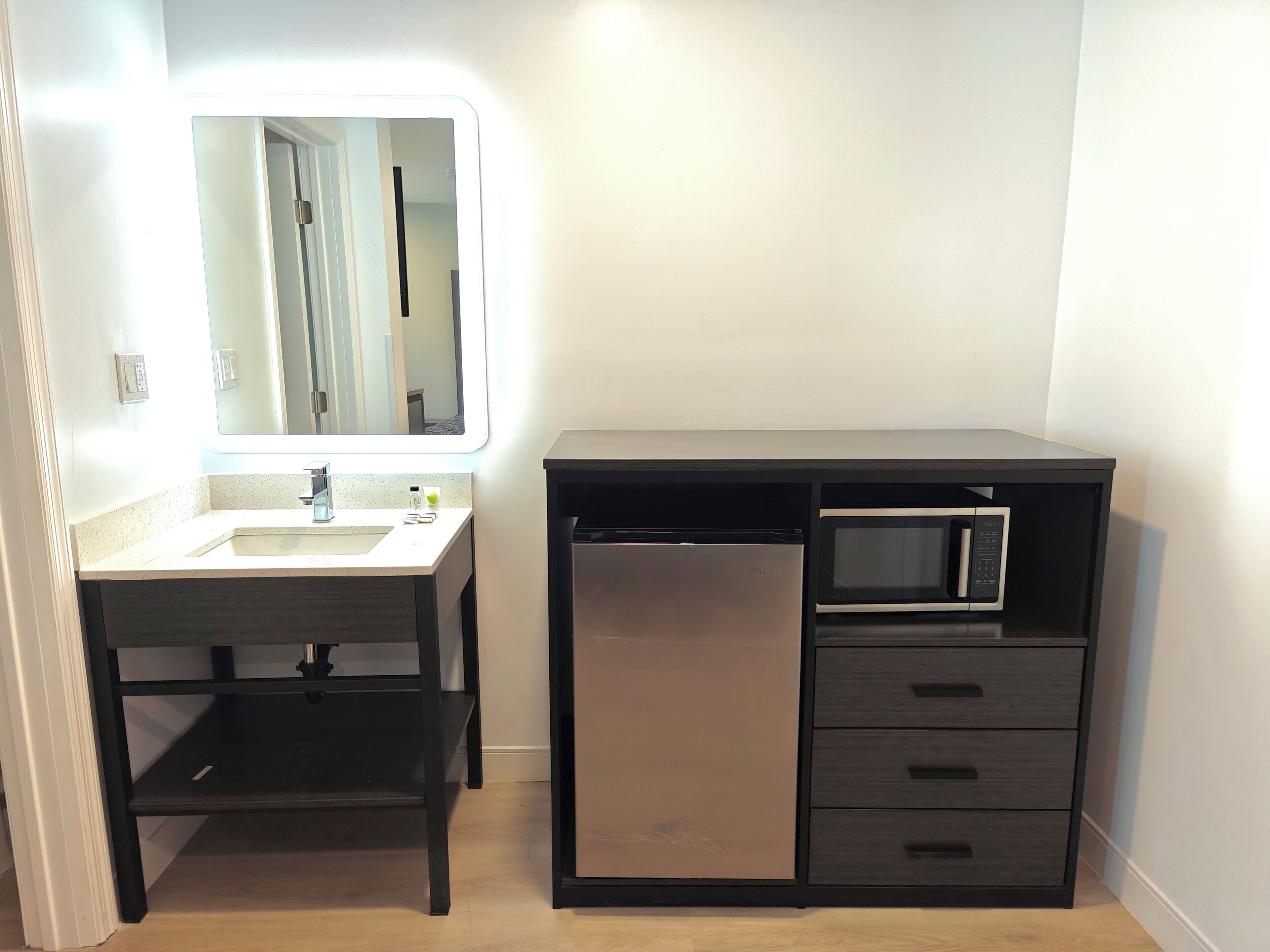 Standard Queen | 書桌、手提電腦工作空間、遮光窗簾/窗簾、隔音