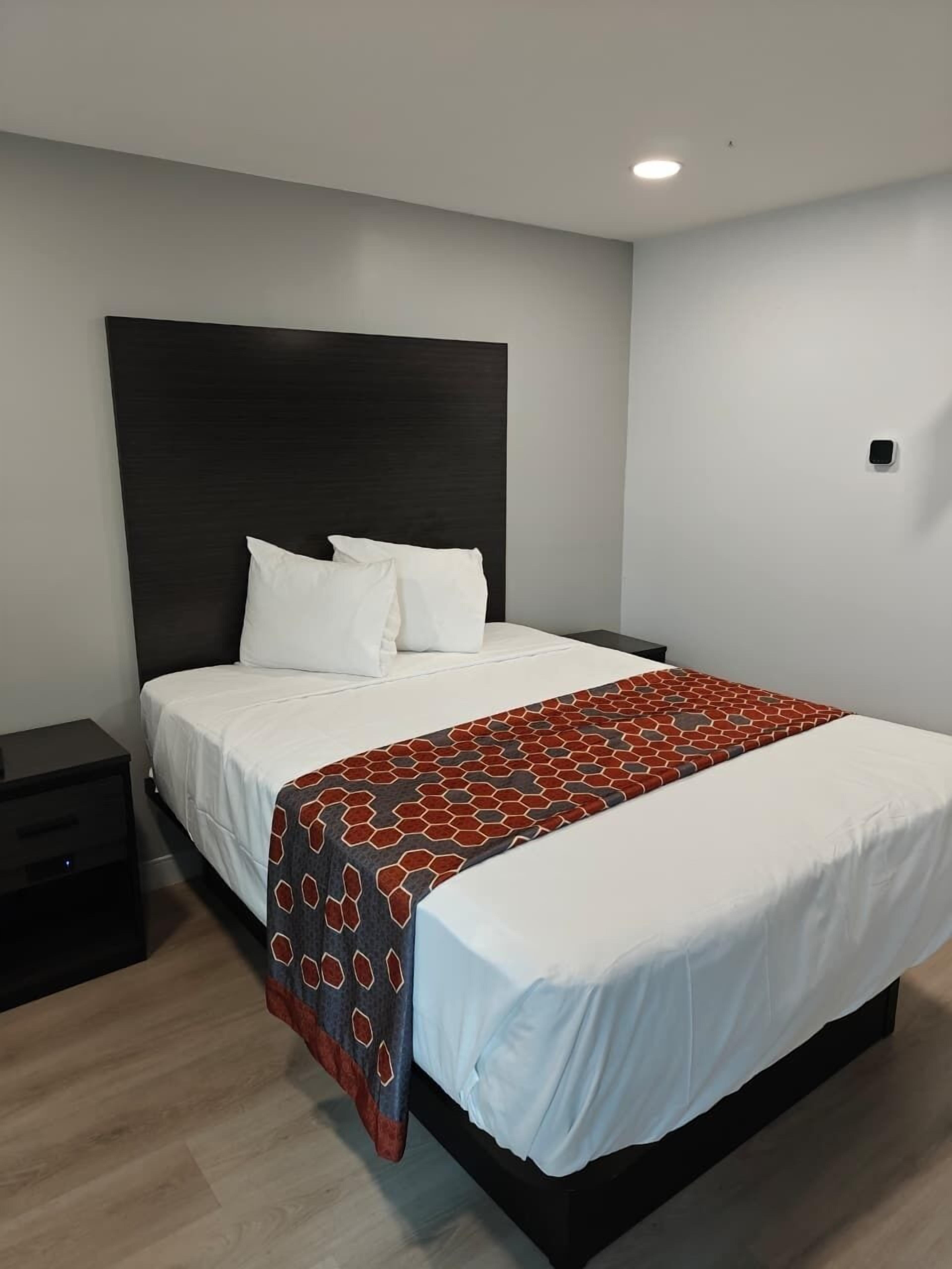 Jacuzzi Queen Suites