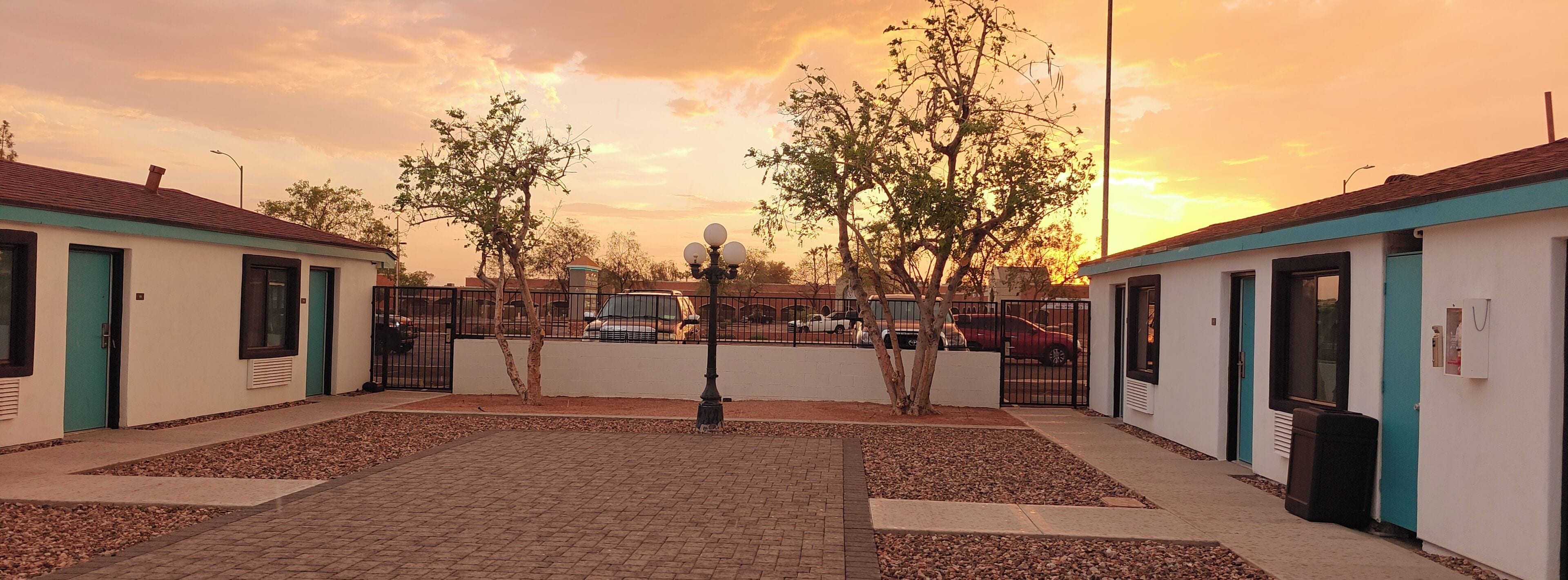 Standard King Kitchenette | Terrace/patio