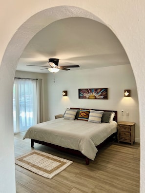 3 bedrooms, iron/ironing board, WiFi, bed sheets