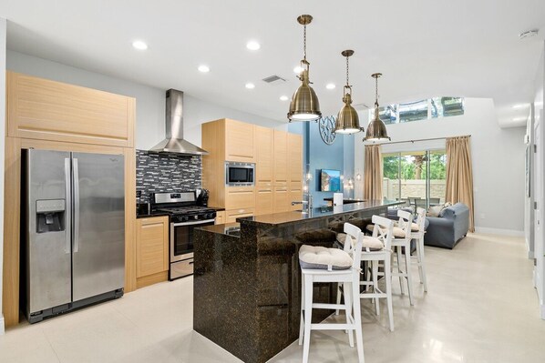 Private kitchen - New! Centrally Located Near Orlando's Attractions (Kissimmee)