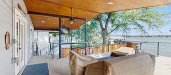 Waterfront house on Lake LBJ with full kitchen, patio, pool table & dog-friendly