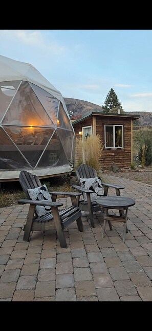 Terrace/patio - Riverfront Dome on the Clark Fork with private beach (Missoula)