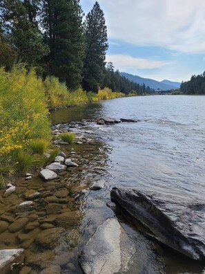 Miscellaneous - Riverfront Dome on the Clark Fork with private beach (Missoula)