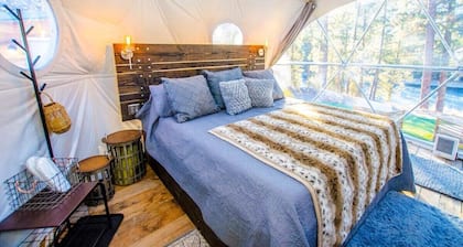 Riverfront Dome on the Clark Fork with private beach