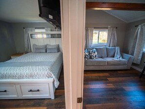 1 bedroom, iron/ironing board, free WiFi, bed sheets