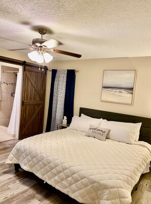 3 bedrooms, iron/ironing board, WiFi, bed sheets