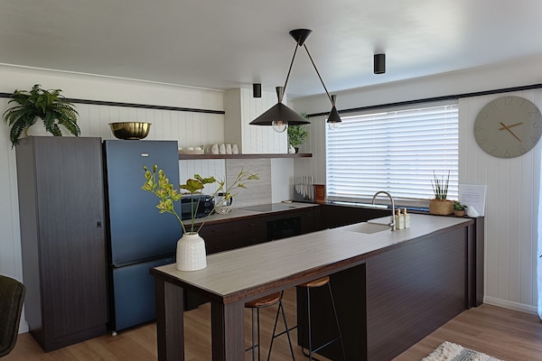 Mikrovågsugn, spishäll och diskmaskin