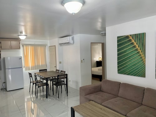 2-bedroom villa in Mangilao with AC