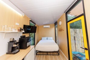 1 bedroom, WiFi, bed sheets - Cedar Creek Falls by Tiny Away (Tamborine Mountain)