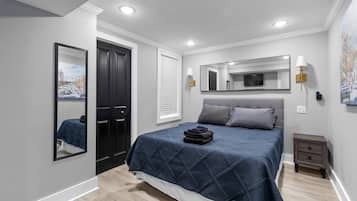 3 bedrooms, desk, iron/ironing board, free WiFi