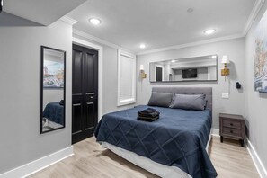 3 عدّة غرف نوم ومكواة/لوح كي وواي فاي مجانًا وملاءات أسرّة