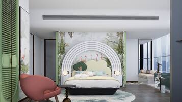 270° Playful Living Suite | Free minibar, desk, laptop workspace, free WiFi