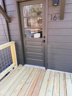 Exterior detail - The Gravity Getaway, it's all downhill from here. (Bella Vista)